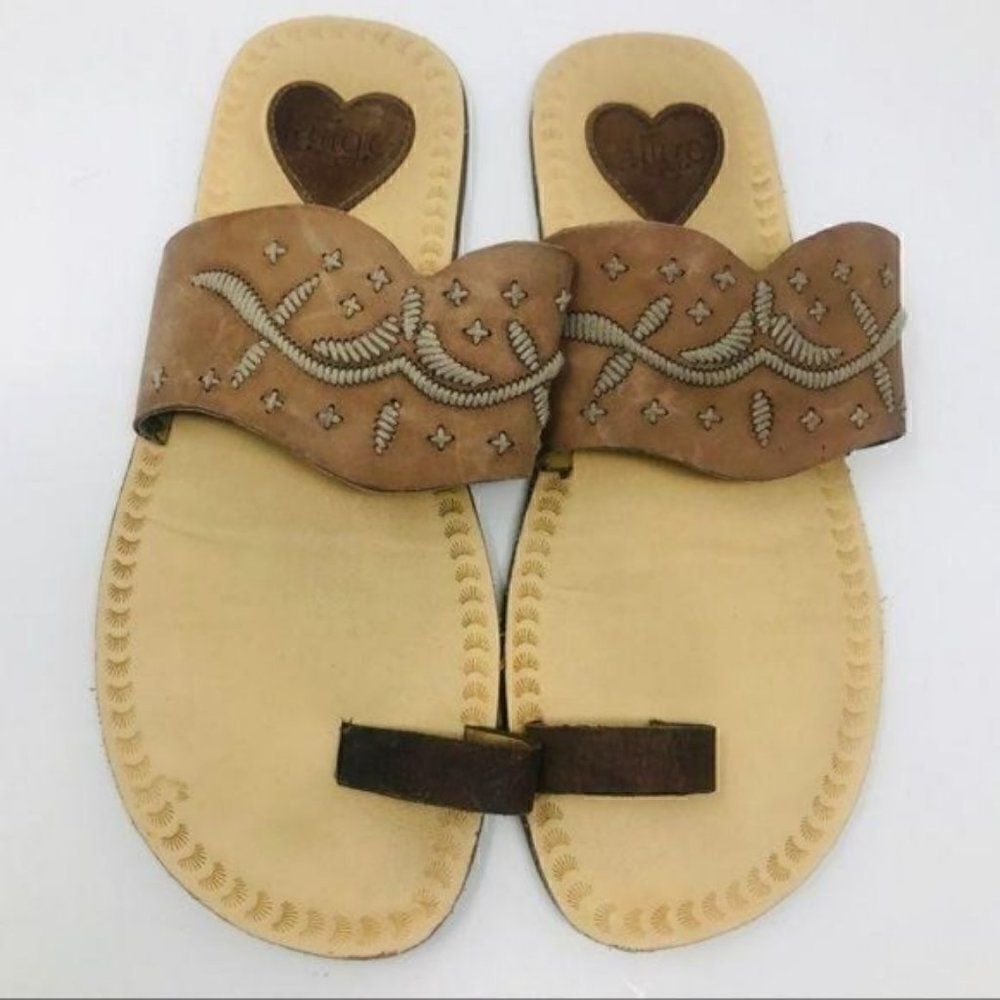 Látigo Saga embroidered toe loop brown leather sandal 9 bohemian